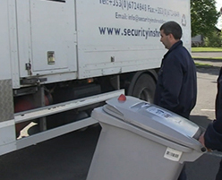on site mobile shredding unit